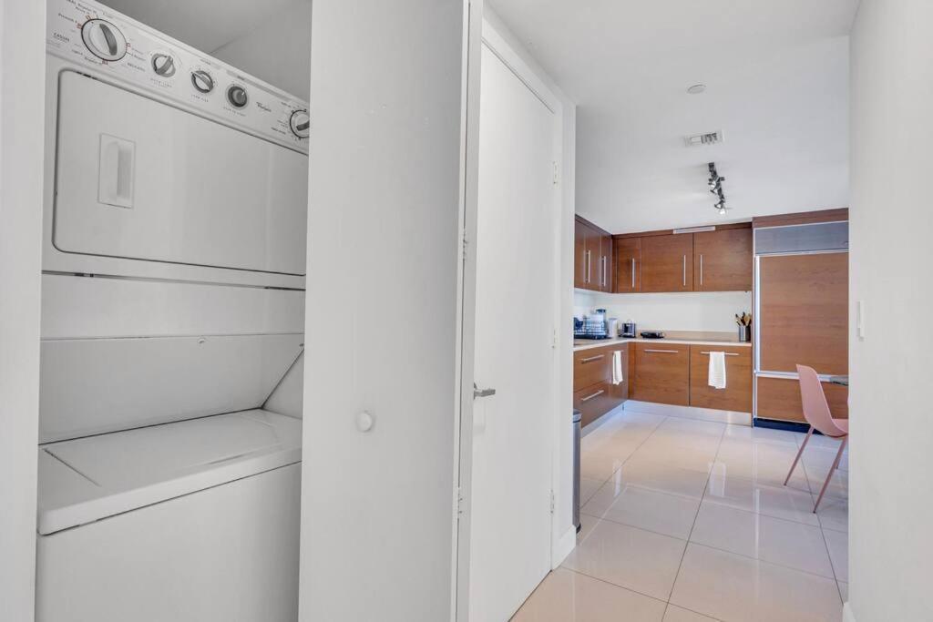 Icon Luxury 34Th Floor Amazing Oceanview, Brickell Apartment Маями Екстериор снимка