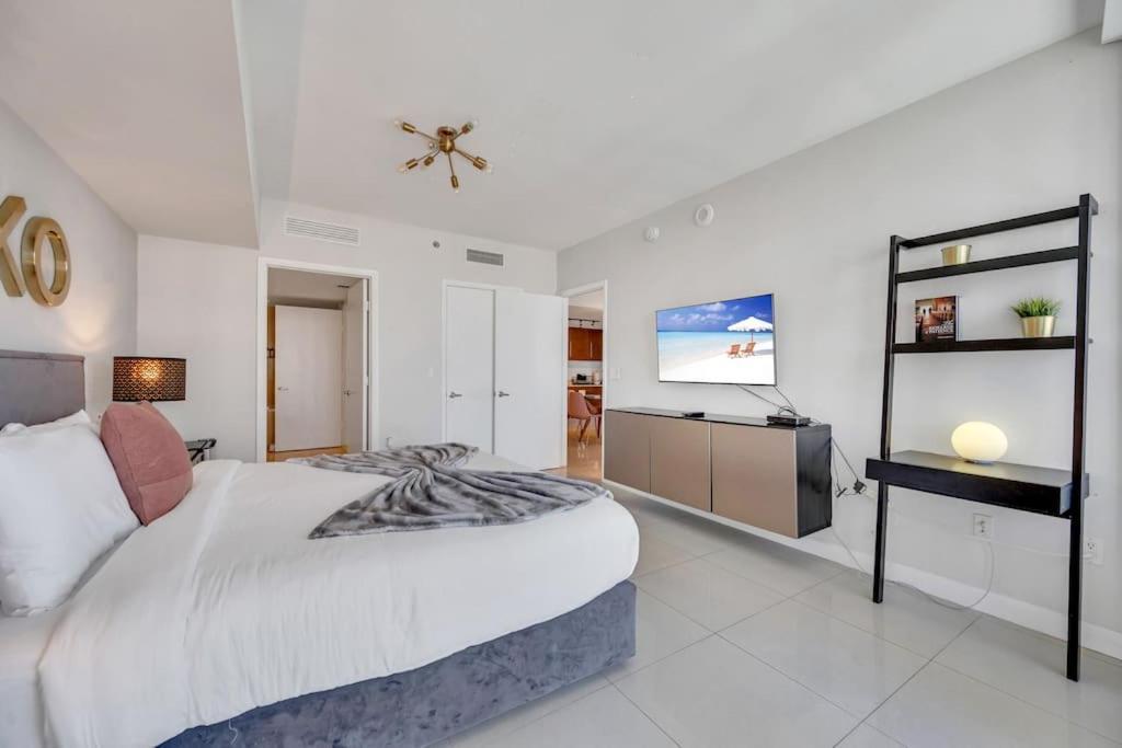 Icon Luxury 34Th Floor Amazing Oceanview, Brickell Apartment Маями Екстериор снимка